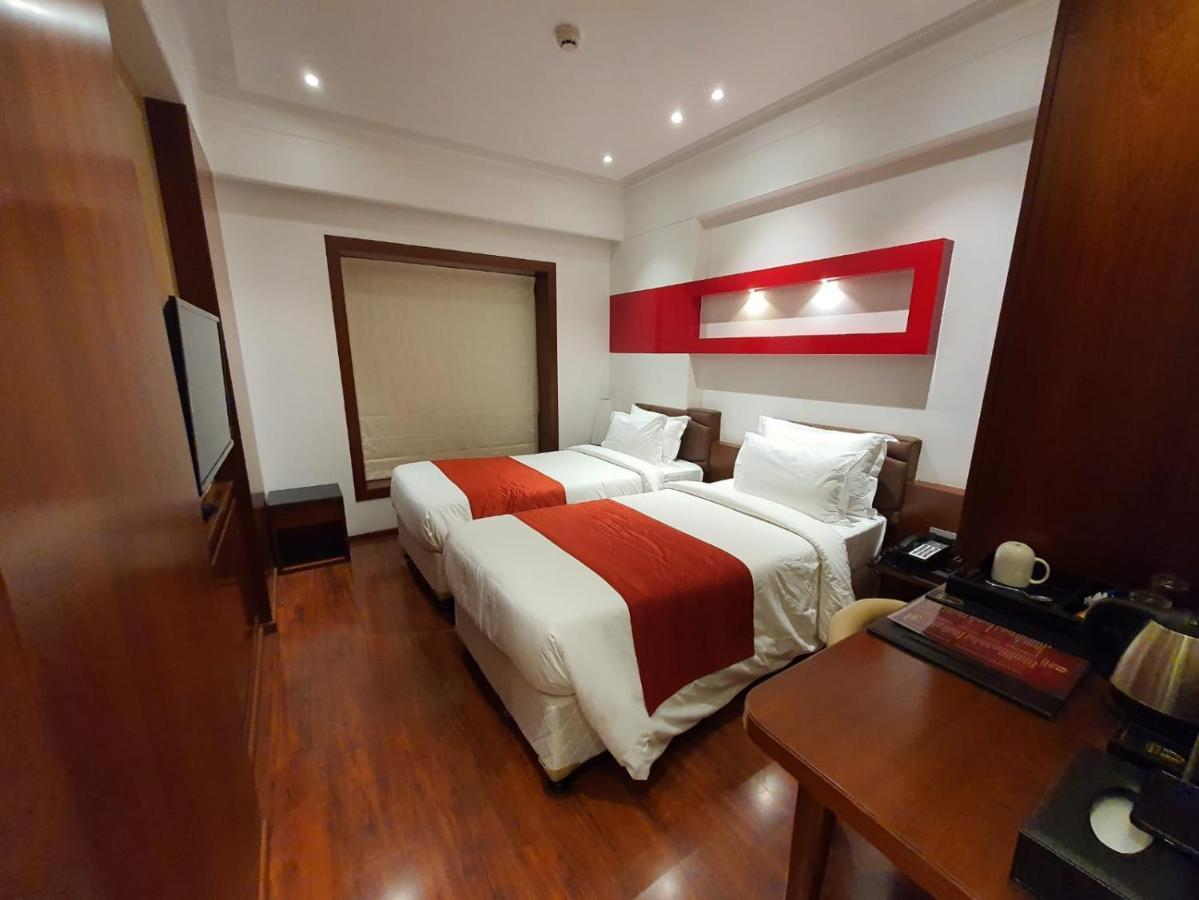 Hotel MBC Citadel Nashik Exterior foto