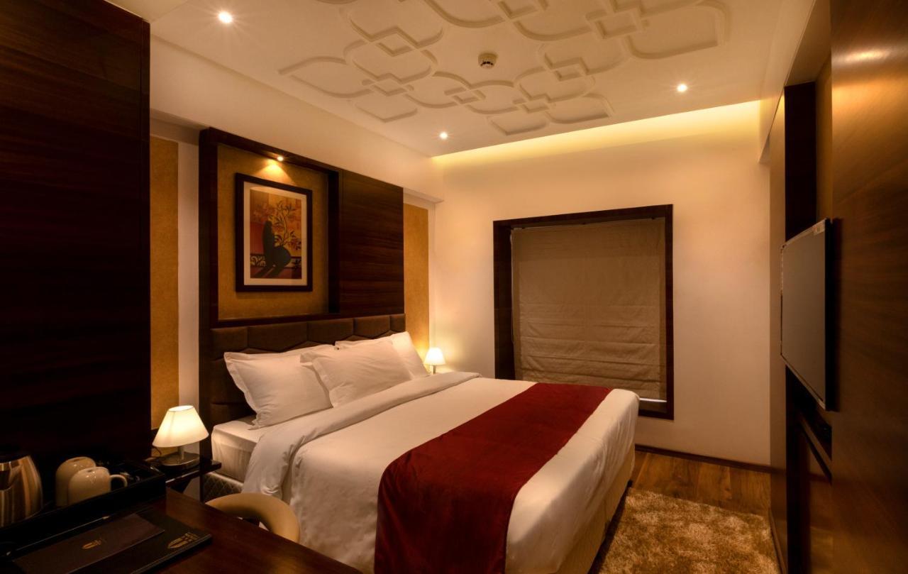 Hotel MBC Citadel Nashik Exterior foto