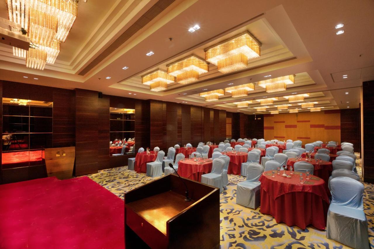 Hotel MBC Citadel Nashik Exterior foto