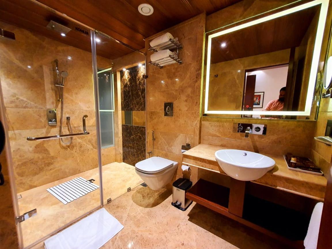 Hotel MBC Citadel Nashik Exterior foto